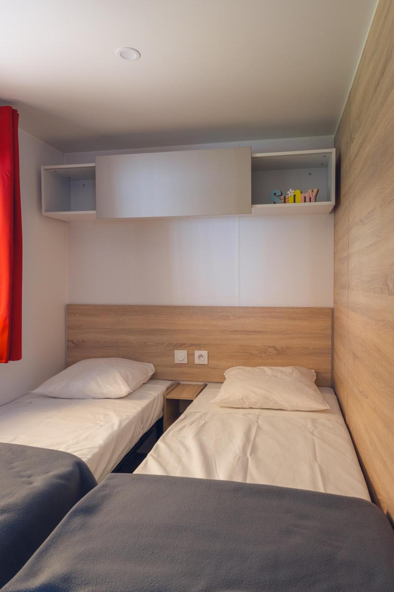 Hotel L'Oasis des Dombes Ambérieux-en-Dombes Zimmer foto