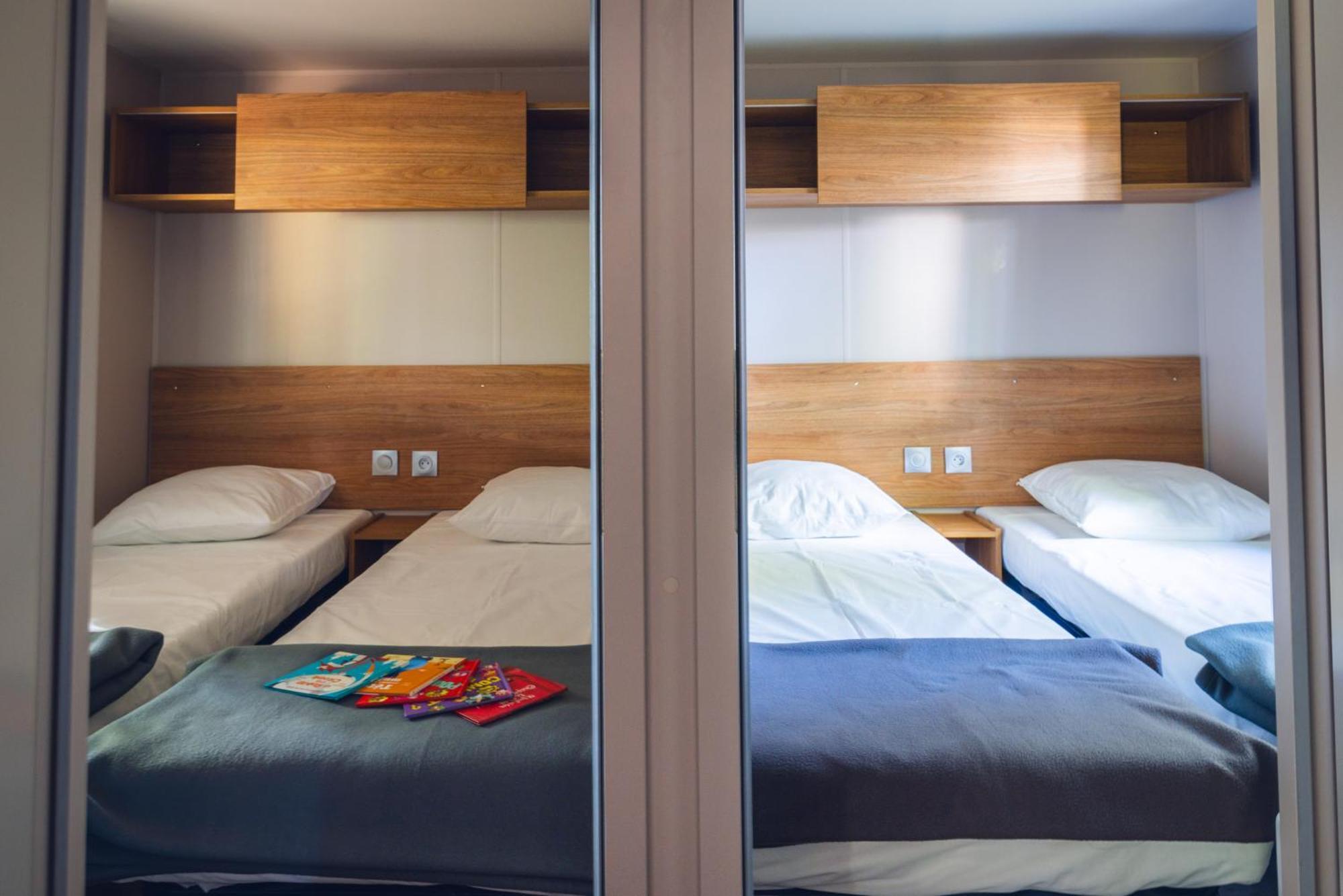 Hotel L'Oasis des Dombes Ambérieux-en-Dombes Zimmer foto